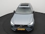 Volvo XC60 T6 Plug-in hybrid AWD R-Design Panodak | Adaptive Cruise | Harman Kardon | Lederen Sportstoelen Memory | Camera | Google Maps | 22"L.M | Keyless | Stuurverwarming |