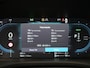 Volvo XC60 T6 Plug-in hybrid AWD R-Design Panodak | Adaptive Cruise | Harman Kardon | Lederen Sportstoelen Memory | Camera | Google Maps | 22"L.M | Keyless | Stuurverwarming |