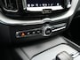Volvo XC60 T6 Plug-in hybrid AWD R-Design Panodak | Adaptive Cruise | Harman Kardon | Lederen Sportstoelen Memory | Camera | Google Maps | 22"L.M | Keyless | Stuurverwarming |