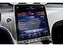 Mercedes-Benz GLC 400e 4MATIC AMG Line Aut9 | Luchtvering | Achterasbesturing | Distronic+ | Burmester | Stoelventilatie | Verwarmd Stuurwiel | Trekhaak | HUD | Leder | Digital Light | Panoramadak |