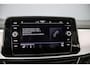 Volkswagen T-Roc Life Edition 1.0 TSI 115pk Adaptive cruise control, Achteruitrijcamera, LED koplampen, Stoelverwarming, Airco, DAB, Radio, Parkeersensoren, App connect
