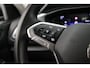 Volkswagen T-Roc Life Edition 1.0 TSI 115pk Adaptive cruise control, Achteruitrijcamera, Stoelverwarming, LED koplampen, Parkeersensoren, Airco, DAB, Radio, App connect
