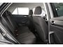 Volkswagen T-Roc Life Edition 1.0 TSI 115pk Adaptive cruise control, Achteruitrijcamera, Stoelverwarming, LED koplampen, Parkeersensoren, Airco, DAB, Radio, App connect