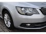 Skoda Superb Combi 1.6 TDI Sprint Pro Navigatie, Cruise control, Trekhaak, Stoelverwarming, Elektrische ramen