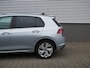 Volkswagen Golf 8.5 1.5 eHybrid Life Edition Adaptive Cruise Control - Parkeercamera - Ambiance Verlichting