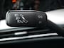 Volkswagen Golf 8.5 1.5 eHybrid Life Edition Adaptive Cruise Control - Parkeercamera - Ambiance Verlichting