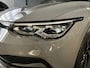 Volkswagen Golf 1.5 TSI Life Business (SFEERVERLICHTING, ELECTRISCHE STOELEN, ADAPTIVE CRUISE CONTROL, APPLE CARPLAY/ANDROID AUTO)