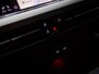 Volkswagen Golf 1.5 TSI Life Business (SFEERVERLICHTING, ELECTRISCHE STOEL, ADAPTIVE CRUISE CONTROL, APPLE CARPLAY / ANDROID AUTO)