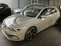 Volkswagen Golf 1.5 TSI Life Business (SFEERVERLICHTING, ELECTRISCHE STOELEN, ADAPTIVE CRUISE CONTROL, APPLE CARPLAY/ANDROID AUTO)