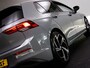 Volkswagen Golf 1.5 TSI Life Business (SFEERVERLICHTING, ELECTRISCHE STOEL, ADAPTIVE CRUISE CONTROL, APPLE CARPLAY / ANDROID AUTO)