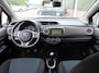 Toyota Yaris 1.0 VVT-i Aspiration, 5Drs. NL, Airco, Navigatie, Camera, Telefoon, Trekhaak, Isofix, 100% onderhouden, Super zuinig, Japanse kwaliteit