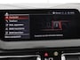 BMW 1-Serie 118i Business Edition | Luxury Line | Panoramadak | Leder | Stoel & stuurverwarming | Camera | Carplay | Full LED | Live Cockpit | Navigatie | HiFi System | Parkeerhulp | Climate control