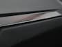 BMW 1-Serie 118i Business Edition | Luxury Line | Panoramadak | Leder | Stoel & stuurverwarming | Camera | Carplay | Full LED | Live Cockpit | Navigatie | HiFi System | Parkeerhulp | Climate control