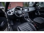 Volkswagen Beetle Cabriolet 1.2 TSI CLUB Design | Automaat | Stoelverwarming | Navigatie | Park camera | Cruise Control | Trekhaak