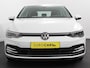 Volkswagen Golf 1.5 TSI 150pk Style Volkswagen Golf 1.5 eTSI 150pk Style | Navigatie | Climate Control | DAB | Digitale Cockpit | Keyless Start | Lichtmetalen velgen 17" | Parkeer Sensoren | Stoelverwarming