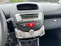 Peugeot 107 1.0-12V XS / 5 deurs / Airco / Elektrische ramen voor / LM Velgen / Sport uitlaat