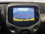 Toyota Aygo 1.0 VVT-i x-play airco camera 5 deurs apple carplay android auto zeer leuke auto dealer onderhouden 12 maanden garantie