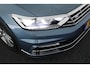 Volkswagen Passat Variant 1.6 TDI 120pk H6 R-Line Highline Trekhaak Camera Virtual Cockpit Panoramadak Navigatie