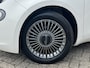 Fiat 500e Cabrio Icon 42 kWh | Navi | Carplay | PDC | 1ste Eigenaar