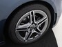 Mercedes-Benz A-klasse 180 AMG Line / Stoelverwarming / Achteruitrijcamera / Panorama-schuifdak