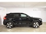 Volvo EX40 Single Motor Extended Range Ultra 82 kWh / Panoramadak / Harman Kardon / 20" 5-Spaaks Black / Diamond Cut velgen / Trekhaak