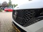 Peugeot 308 Sw GT Pack Business HYbrid 225pk e-EAT8 Automaat, Rijklaarprijs, Navigatie FOCAL HiFi Handsfree achterklep Trekhaak 1450kg AHW gewicht