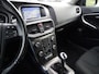 Volvo V40 1.6 T2 Momentum Stoelverwarming | Navi | Bluetooth