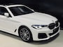 BMW 5-Serie Touring 520i 184PK High Executive M-Pakket, Pano, Laser Koplampen, Hud, Cam, Leder, Apple Carplay, Volledig Onderhoud
