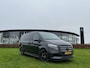 Mercedes-Benz Vito 119 CDI L2 Select Dubbele Cabine | 19 inch | Leer Mercedes-Benz Vito 119 CDI L2 Select Dubbele Cabine | 20 inch | Leer | Luchtvering | Rij-assistent Pakket Plus | 2500kg Trekhaak | Elektrisch Verstelbare Stoelen met Memory | ETCETERA....
