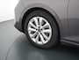 Opel Astra 1.2 T111PK Apple Carplay Navi-App Pure-Panel Virtual Cockpit PDC-v+a Keyless Ecc Led-a+v DAB+ Cruise Control Lmv Lane Assist Mistlamp Led Regensensor Hill Start Assist Rijstrooksensor met correctie Hill hold functie AEB ESPVermoeidheids herkenning Regensensor Verkeersbord detectie Mirror Screen Elektrisch verstelbare en verwarmbare buitenspiegels EURO6.4 Qi-lader Draadloos Orig.NLse auto slechts 35.600km! nieuwprijs € 33.500