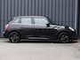 MINI Cooper Mini 1.5 Serious Business Automaat | JCW Pack | King's Cross