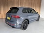 Volkswagen Tiguan 1.5 TSI R-Line Business+ Lederen bekleding | Stoelverwarming | Trekhaak electrisch