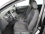 Volkswagen Golf Variant 2.0 TDI Life Business | Trekhaak | Apple Carplay | Stoelverwarming | Navi | Clima | 4 seiz. banden