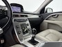 Volvo V70 1.6 T4 Limited Edition | NIEUWE APK tot 05-2026 | 180PK Clima Cruise Trekhaak LED Navi Leder PDC 17"LMV