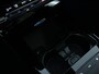 Mercedes-Benz A-klasse 180 Business Solution AMG | Panoramadak | Sfeerverlichting | Augmented Reality | Stoelverwarming | Parkeerpakket met Camera | Inclusief 24 maanden Mercedes-Benz Certified garantie voor Europa.
