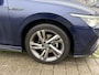 Volkswagen Golf 1.5 eTSI R-Line 150 PK | Automaat | Climatronic | Navigatie | Apple Carplay | Adaptieve Cruise Control | Lane Assist | Stoelverwarming | Stuurverwarming | Lichtmetalenvelgen |