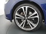 Opel Insignia Sports Tourer D 123pk Led-Matrix Trekhaak Ultimate Navi-Pro Alcantara-Leer 20"lm Adaptive-Cruise Camera Apple-Carplay Sportstoel+Stuur+Verwarmd Elektr.A-klep Bose-HiFi PDC-A+V Adaptief rijlicht Airco-autom 2-zones Keyless entry/start DAB+ Licht+Regensensor Privacy Glas Lane-assist LED achterlichten AGR Flexfold Innovation Ultimate Volledig Dealer-Onderhouden EURO6 1.625kg Trekvermogen! € 45.000 nieuw
