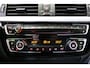 BMW 3-Serie 318i/ Head-up display/ Sportstoelen/ Ledkoplampen