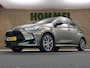 Toyota Yaris 1.5 Hybrid 130 Executive - ORIGINEEL NEDERLANDSE AUTO - HEAD-UP DISPLAY - PARKEERSENSOREN VOOR EN ACHTER - KEYLESS ENTRY & START - ADAPTIVE CRUISE CONTROL - NAVIGATIE - STOEL EN STUUR VERWARMING