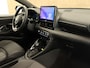 Toyota Yaris 1.5 Hybrid 130 Executive - ORIGINEEL NEDERLANDSE AUTO - HEAD-UP DISPLAY - PARKEERSENSOREN VOOR EN ACHTER - KEYLESS ENTRY & START - ADAPTIVE CRUISE CONTROL - NAVIGATIE - STOEL EN STUUR VERWARMING