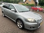 Toyota Avensis Wagon 2.0 D-4D Luna Business ECC LEDER NAVI LMV NAP
