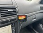 Toyota Avensis Wagon 2.0 D-4D Luna Business ECC LEDER NAVI LMV NAP