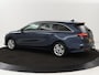 Kia Ceed 1.0 T-GDi DynamicPlusLine | Stoel & stuurverwarming | Trekhaak | Carplay | Camera | Half leder | Navigatie | Keyless