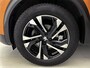 Peugeot 2008 SUV Allure 130pk | Navigatie | Achteruitrijcamera | Stoelverwarming | Climate Control | Cruise Control | Parkeersensoren | Keyless start | Armsteun | Bluetooth | Apple CarPlay / Android Auto | DAB+ radio | All seasonbanden | Donker getint glas | 17" lichtmetalen velgen |