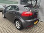 Kia Rio 1.2 CVVT BusinessLine -5DRS.-AIRCO-CRUISECONTROL-NAVI-BLUETOOTH-LICHTMETALEN VELGEN-ORIGINEEL NEDERLANDS!-ETC.