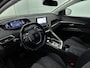Peugeot 3008 SUV Allure 130 pk Automaat | Navigatie | Achteruitrijcamera | Parkeersensoren Voor en Achter | LED Dagrijverlichting | Lederen Stuurwiel | Dodehoek Detectie | Climate Control | Cruise Control | 18" Lichtmetalen Velgen | Apple Carplay/Android Auto |