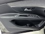 Peugeot 3008 SUV Allure 130 pk Automaat | Navigatie | Achteruitrijcamera | Parkeersensoren Voor en Achter | LED Dagrijverlichting | Lederen Stuurwiel | Dodehoek Detectie | Climate Control | Cruise Control | 18" Lichtmetalen Velgen | Apple Carplay/Android Auto |