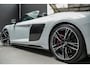 Audi R8 Spyder 5.2 V10 620pk performance quattro |incl BTW|Suzuka Grau|dealer onderhouden|Carbon exterieur|Carbon interieur|Audi Exclusive|digital cockpit|Bang & Olufsen|keramisch|Apple Carplay|DAB|stoelverwarming|