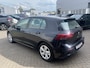 Volkswagen Golf Camera | Virtueel Dashboard | Navigatie | Parkeersensoren Voor + Achter | Carplay | | Achteruitrijcamera | Adaptieve cruise control | Apple Carplay/Android Auto|telefoonintegratie premium