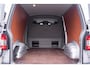Volkswagen Transporter 2.5 TDI 130pk dubbel cabine T Edition Luxe Uitvoering Airco leder